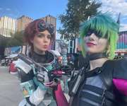 【Apex】海外勢によるオルター x ホライゾンのコスプレのクオリティが高すぎると話題にのサムネイル画像